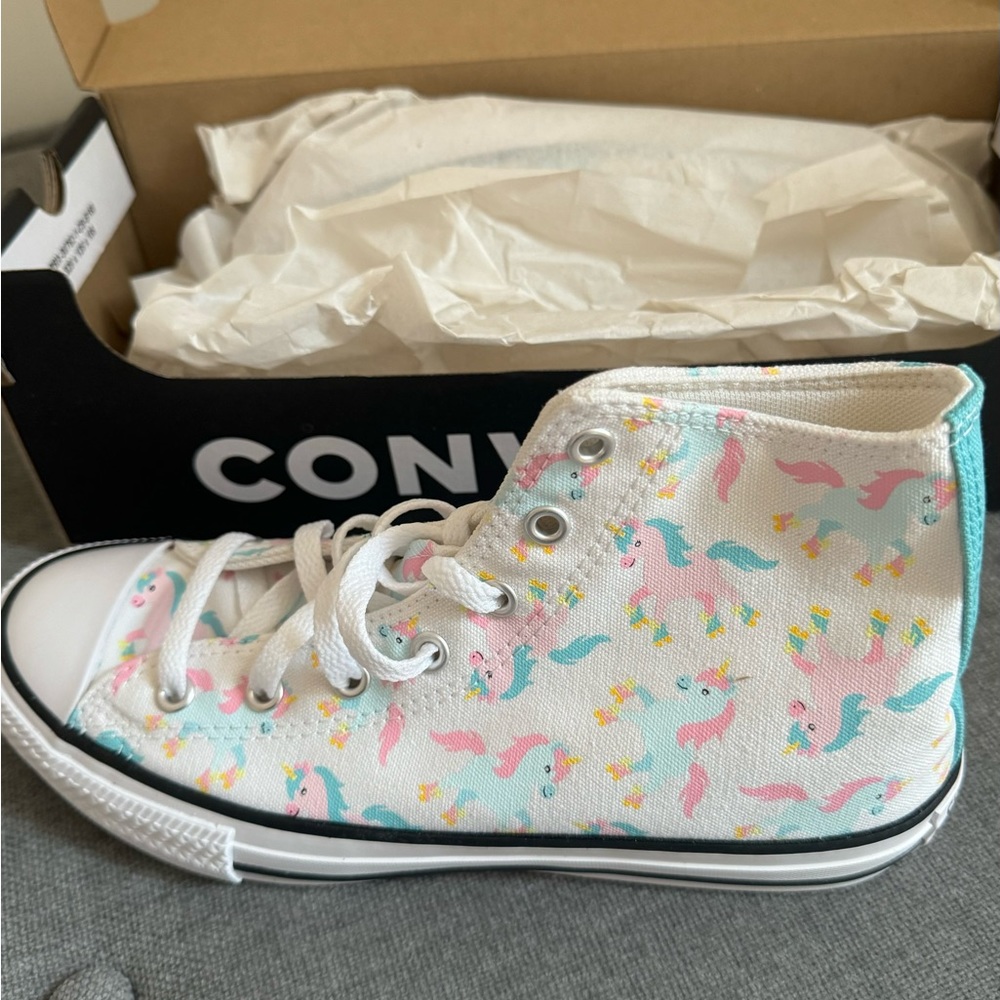 NWT Converse Chuck Taylor Allstar Unicorn High Top sneaker size37.5